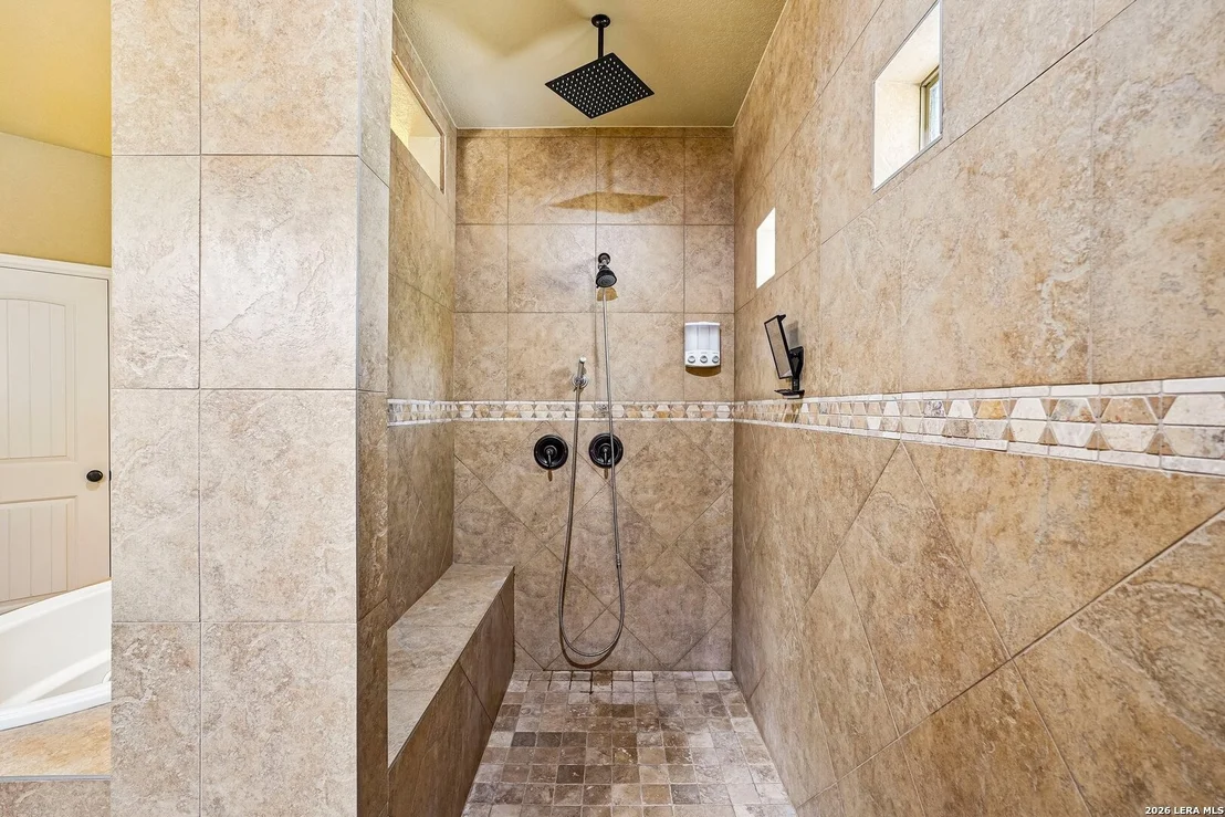 Photo of 129 HIDDEN FOREST DR