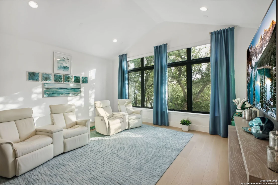 Photo of 4104 Abasolo