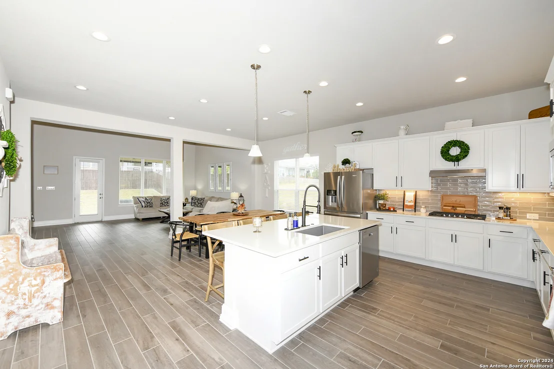 Photo of 1114 TAUBENFELD