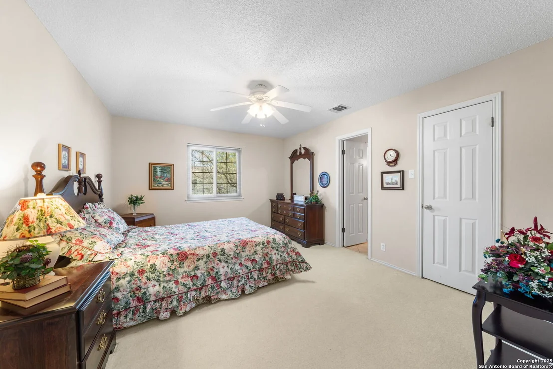 Photo of 14927 ROYAL ORBIT