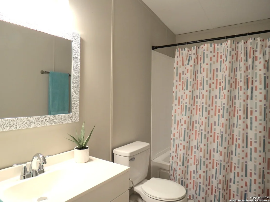 Photo of 417 Rosemary