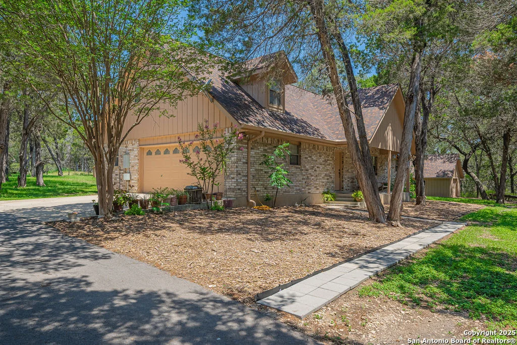 Photo of 750 Forest Trail