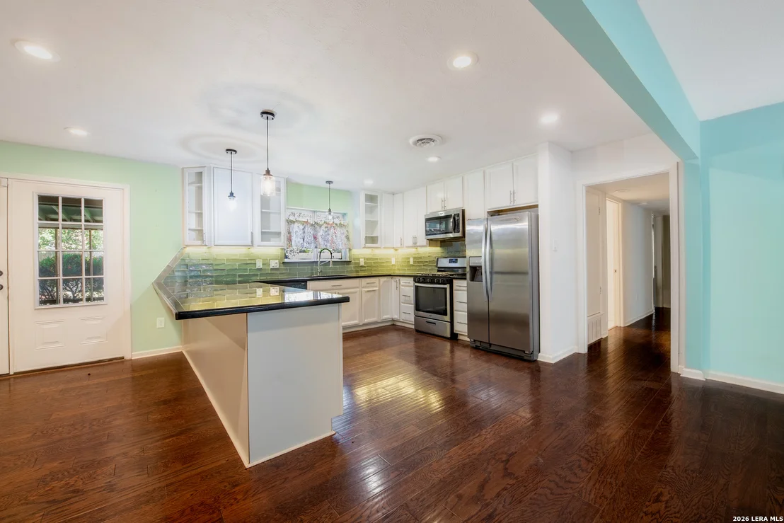 Photo of 1422 Mockingbird