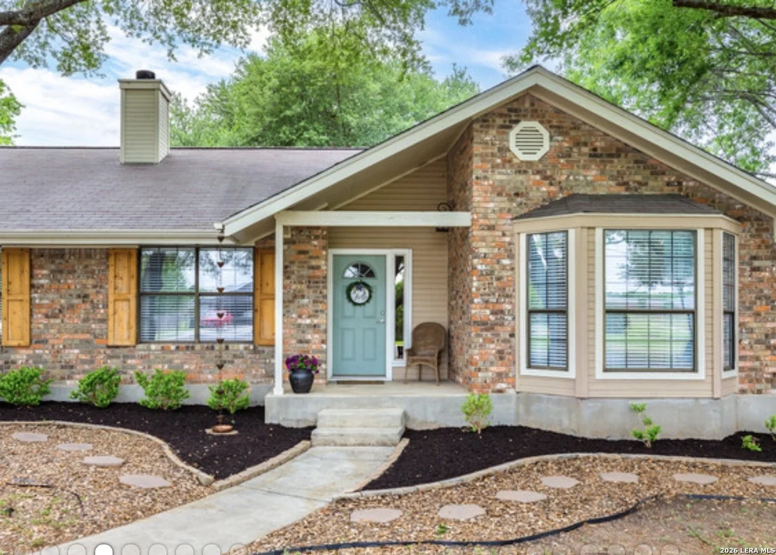 Photo of 1420 DEVIN DR