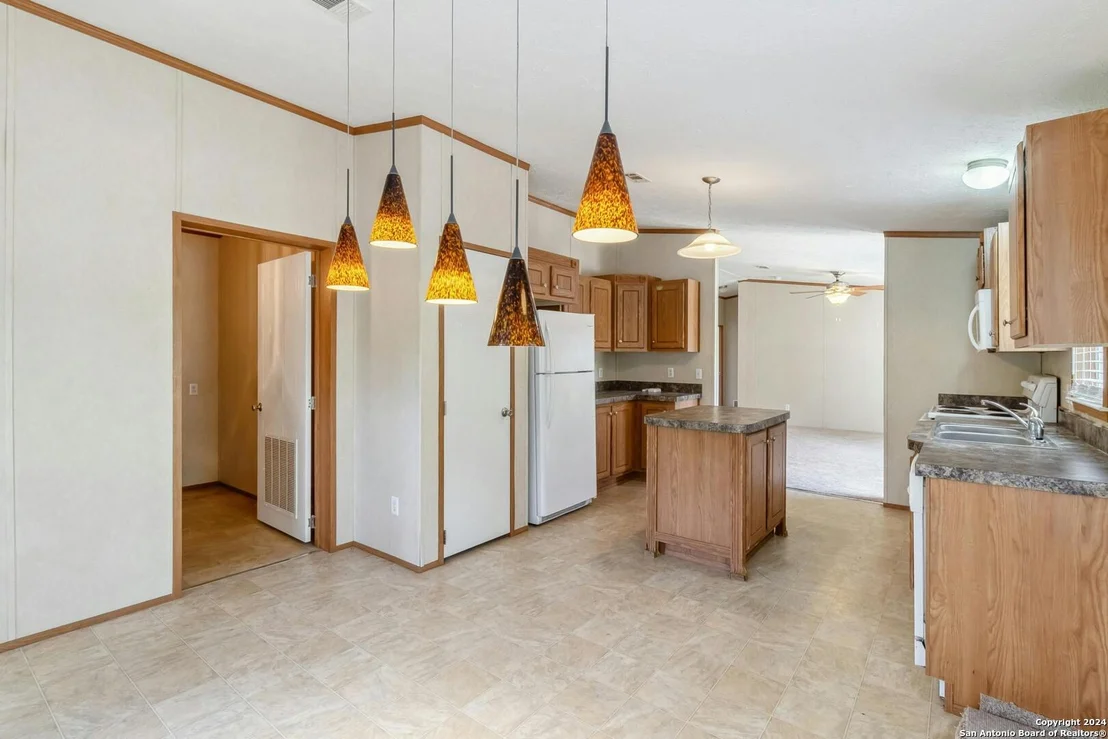 Photo of 905 High Mesa
