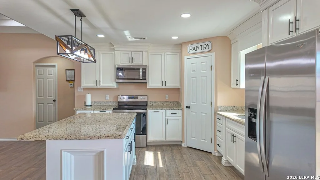 Photo of 120 Spring View Dr