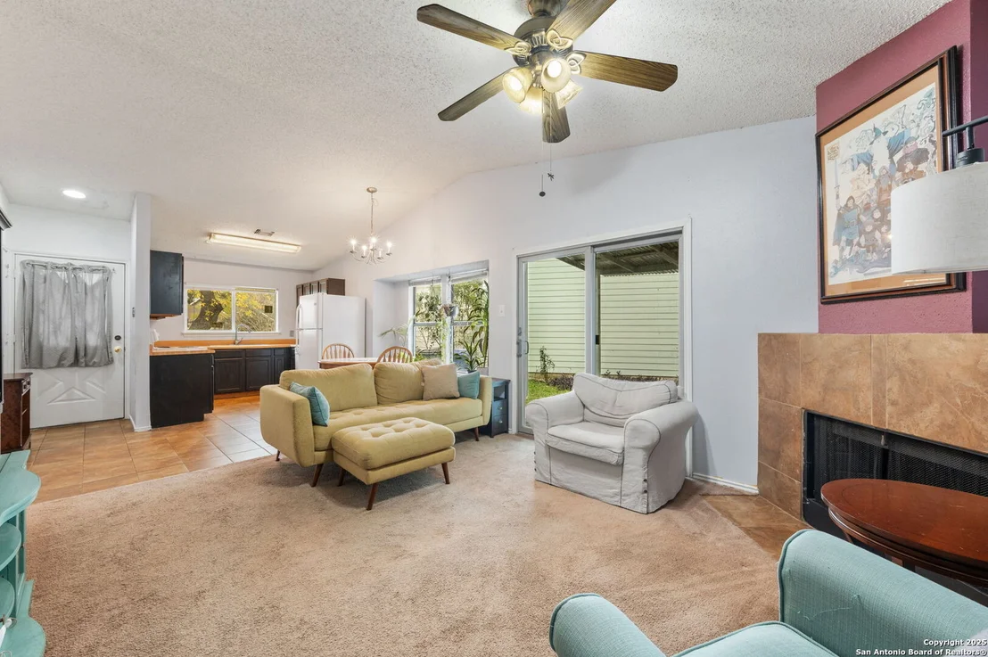 Photo of 9407 VALLEY MOSS