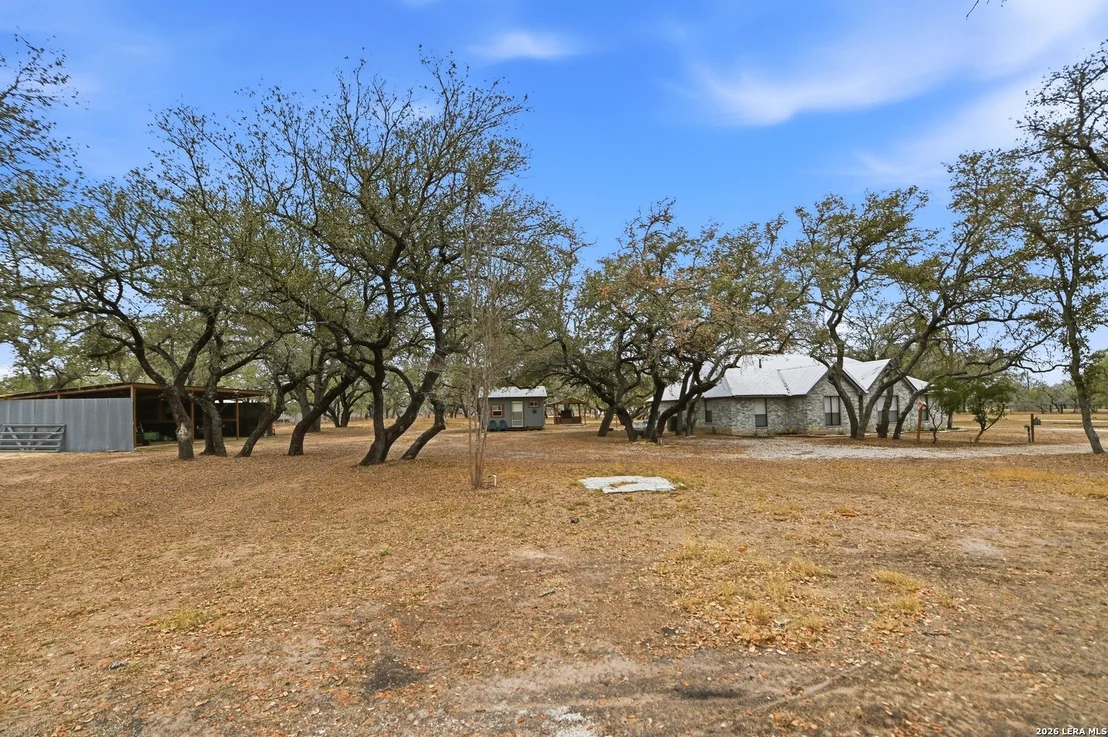 Photo of 561 County Road 785