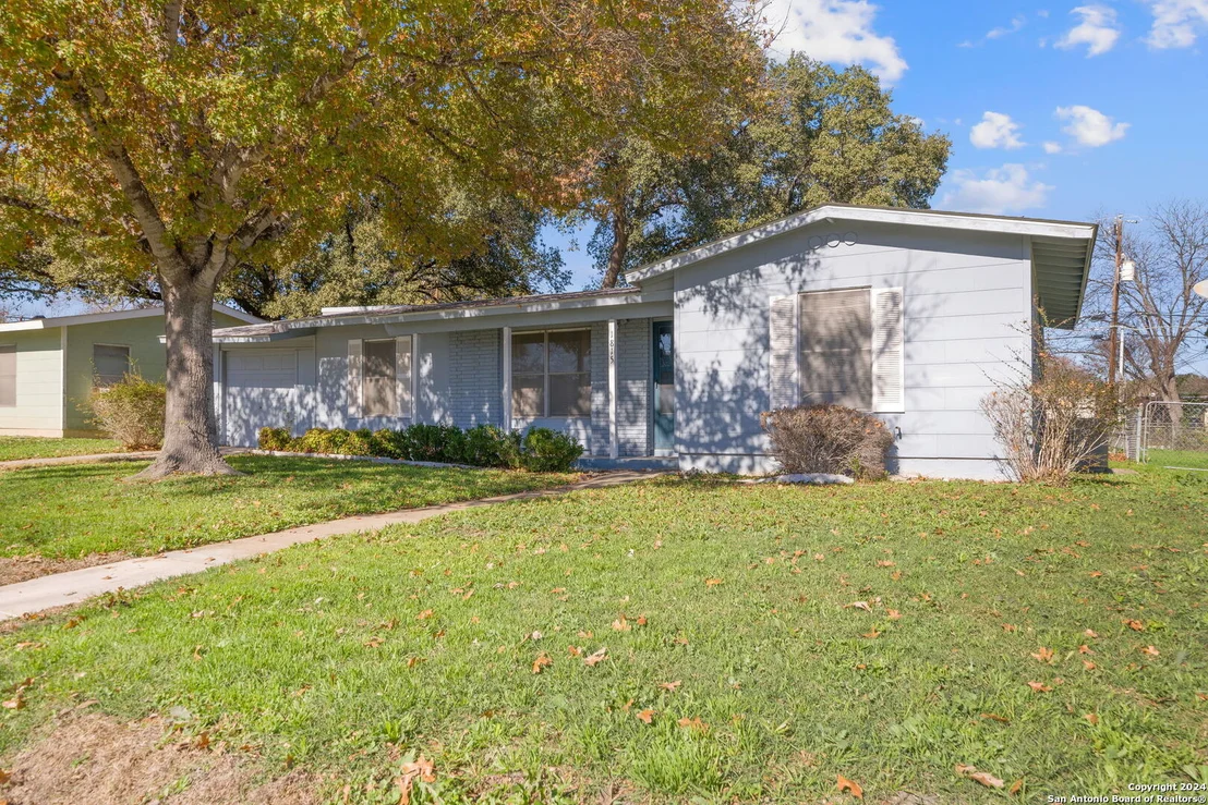 Photo of 1815 Montview