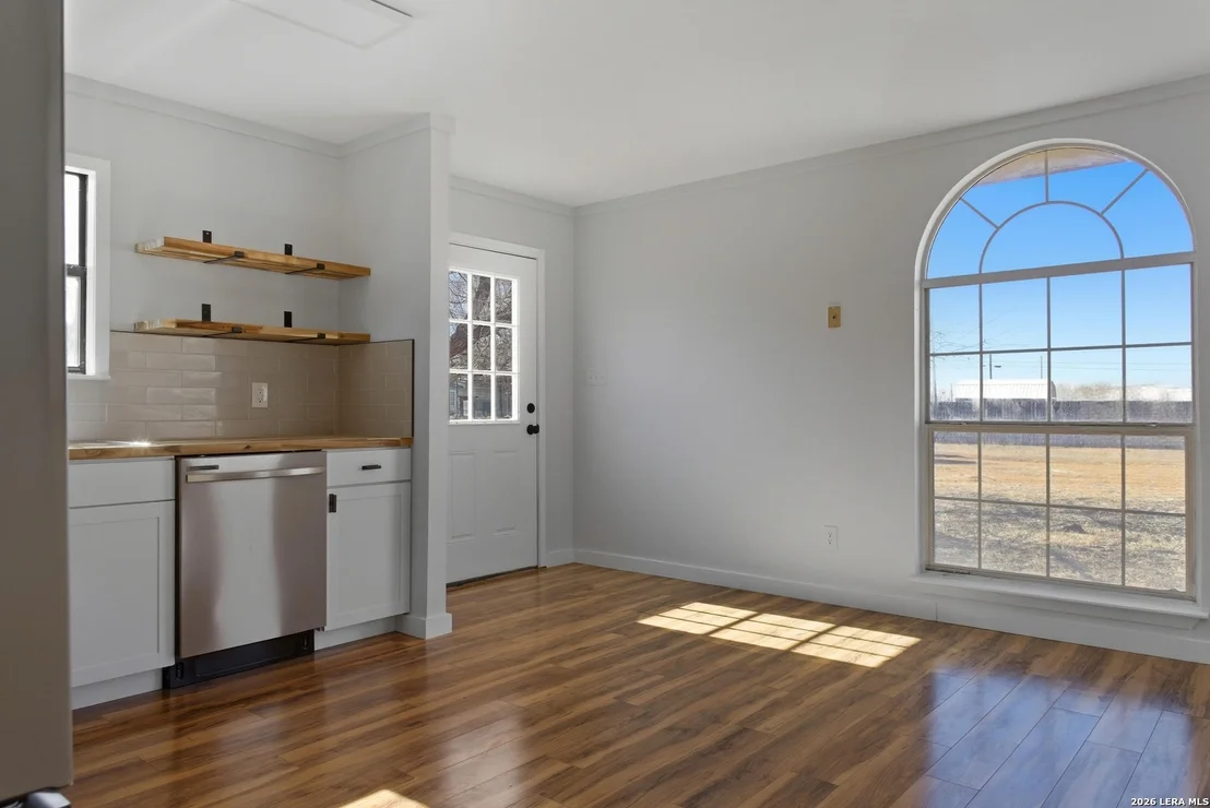 Photo of 910 Cypress