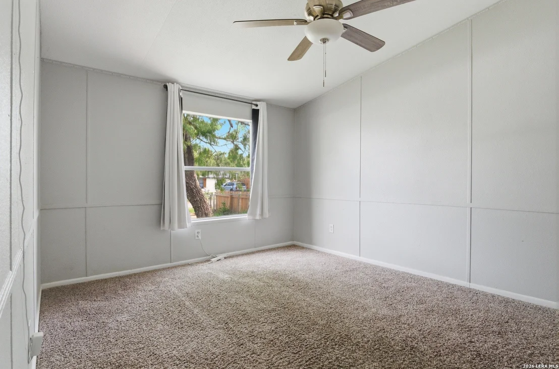 Photo of 1105 WALNUT ST
