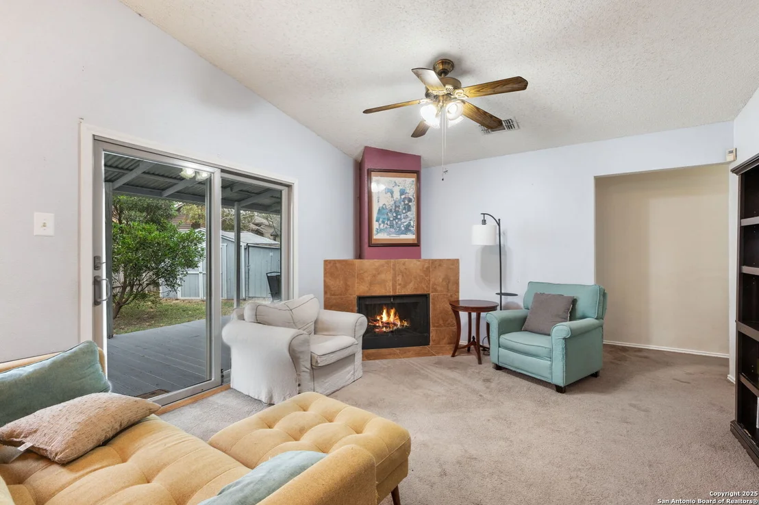 Photo of 9407 VALLEY MOSS