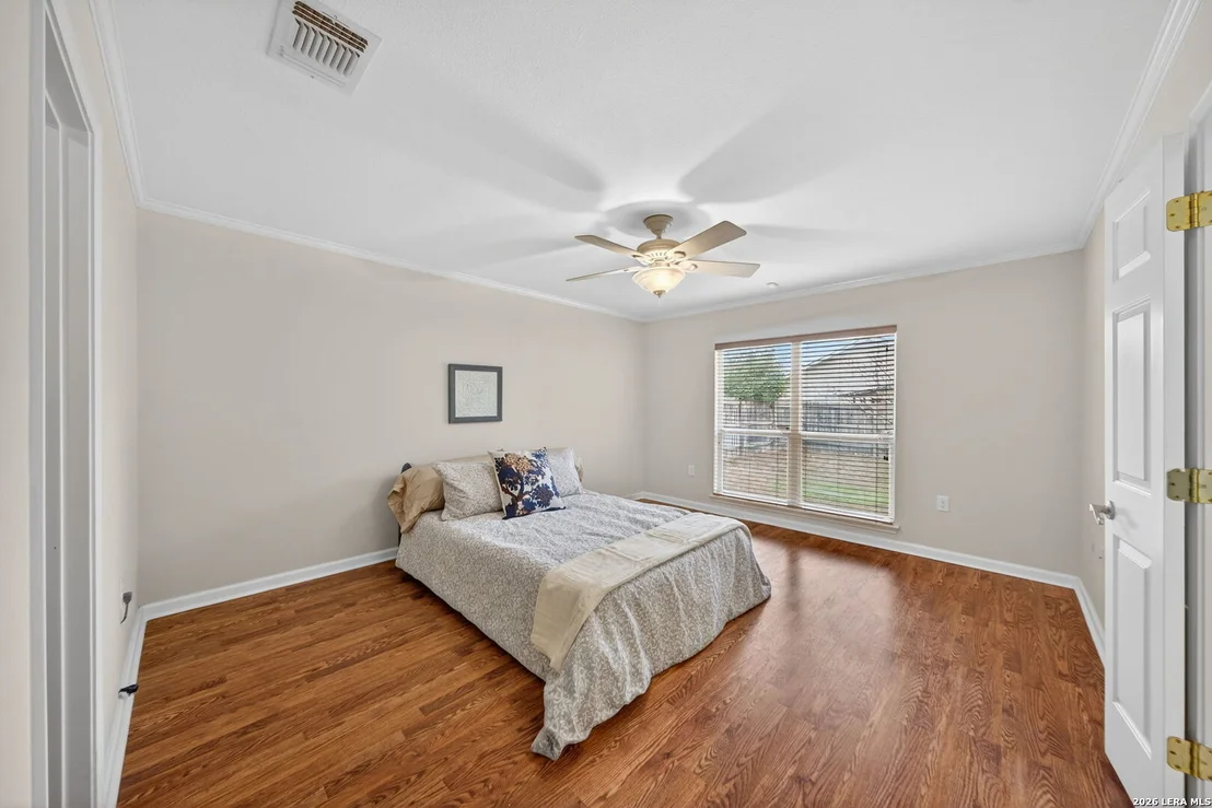 Photo of 121 Fort Wayne