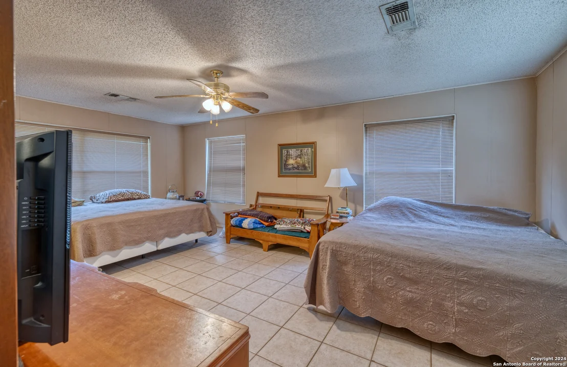 Photo of 2227 mill creek