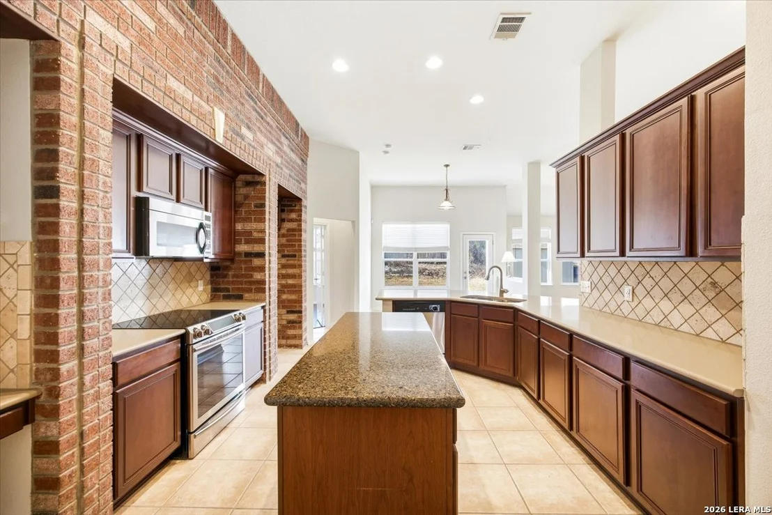 Photo of 13115 Five Brks