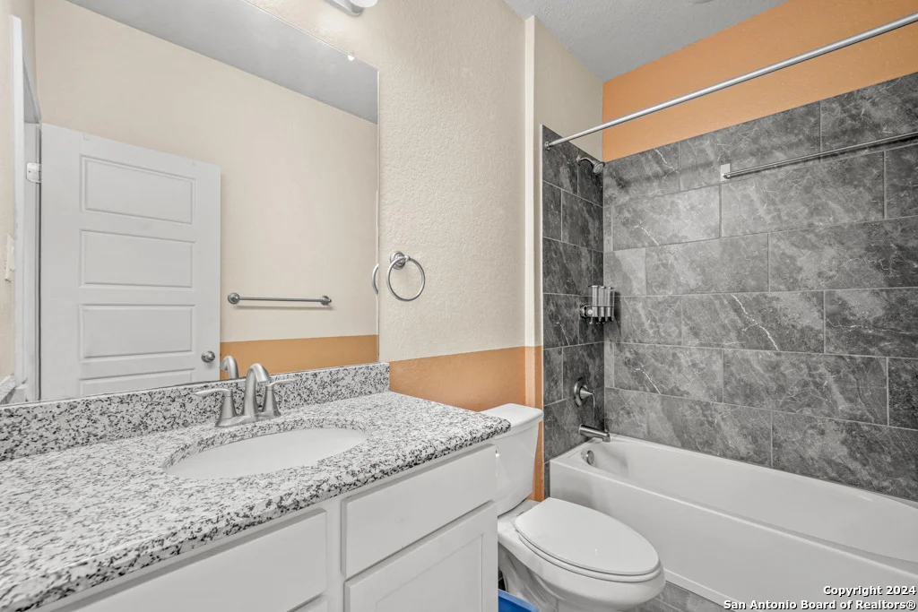Photo of 1507 NICHOLAS CV