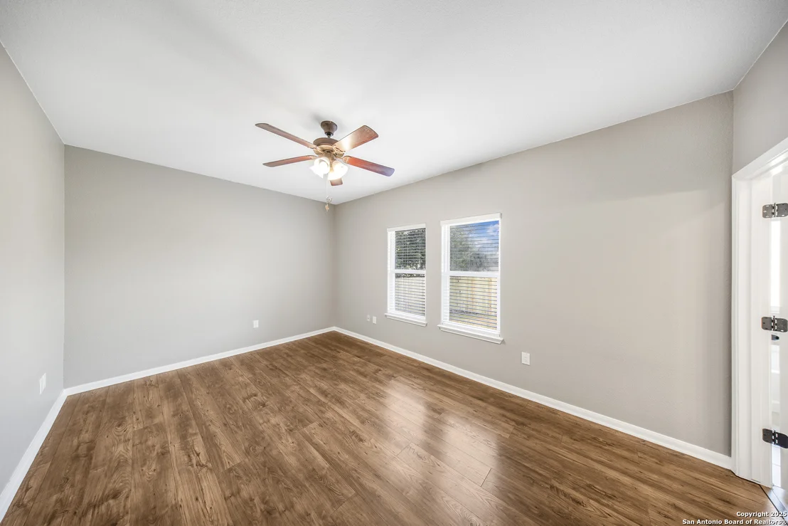Photo of 3949 Whisper Pt