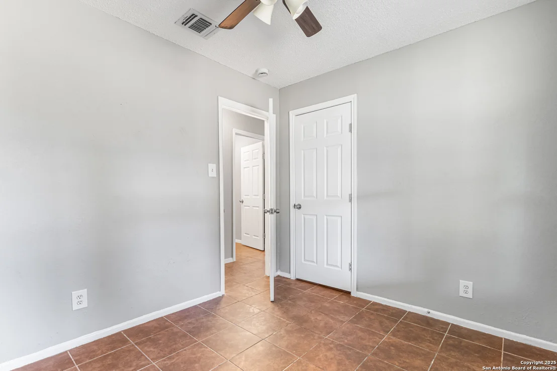 Photo of 6826 Westward
