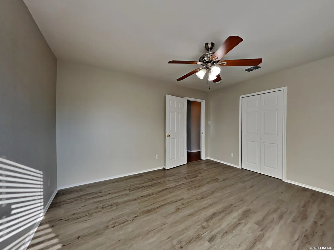 Photo of 419 Cardinal Way