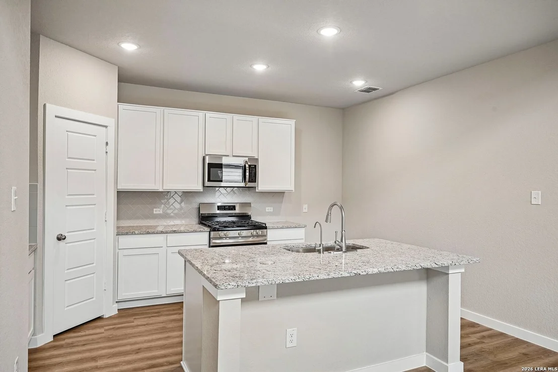 Photo of 5934 Willow Point