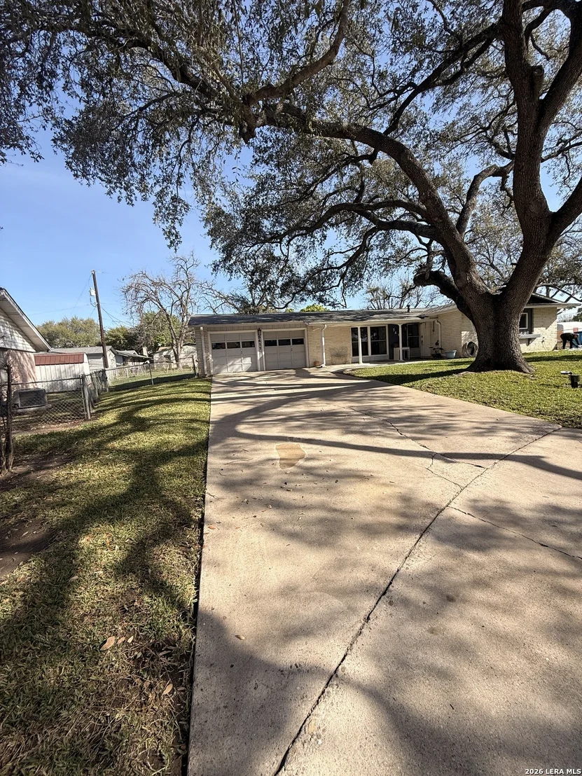 Photo of 5411 Redding