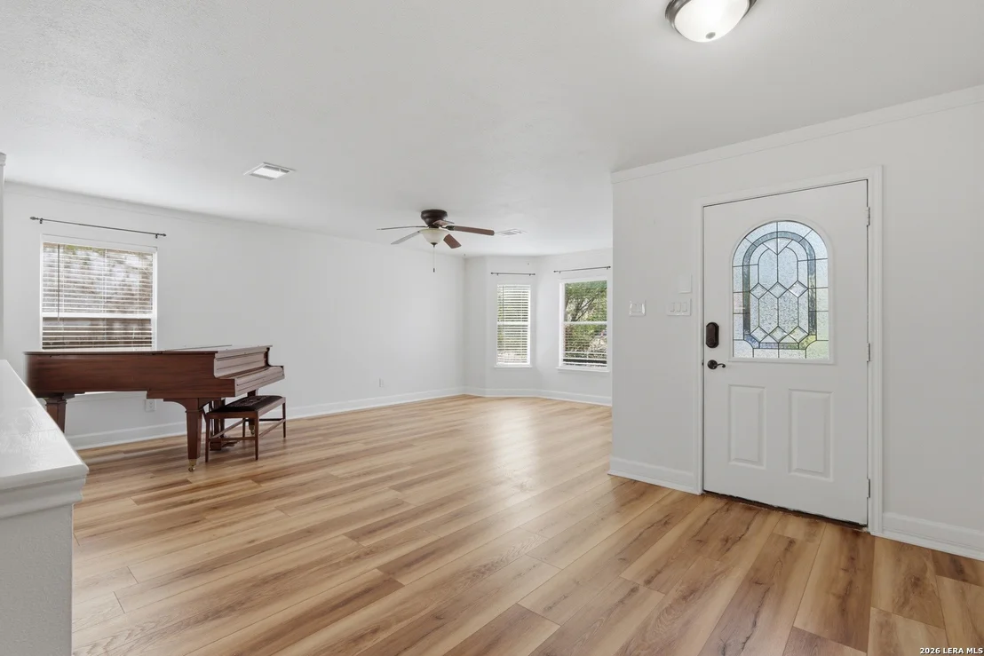 Photo of 1527 Jasmine Dr