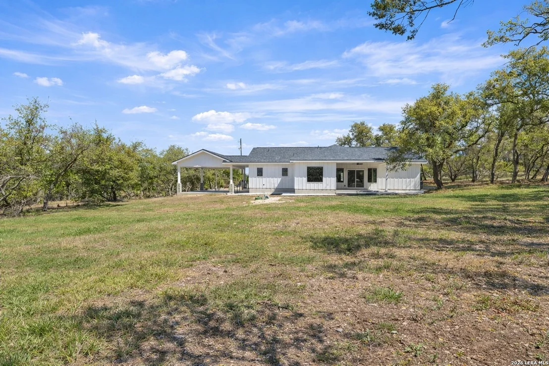 Photo of 408 Rust Ranch Rd