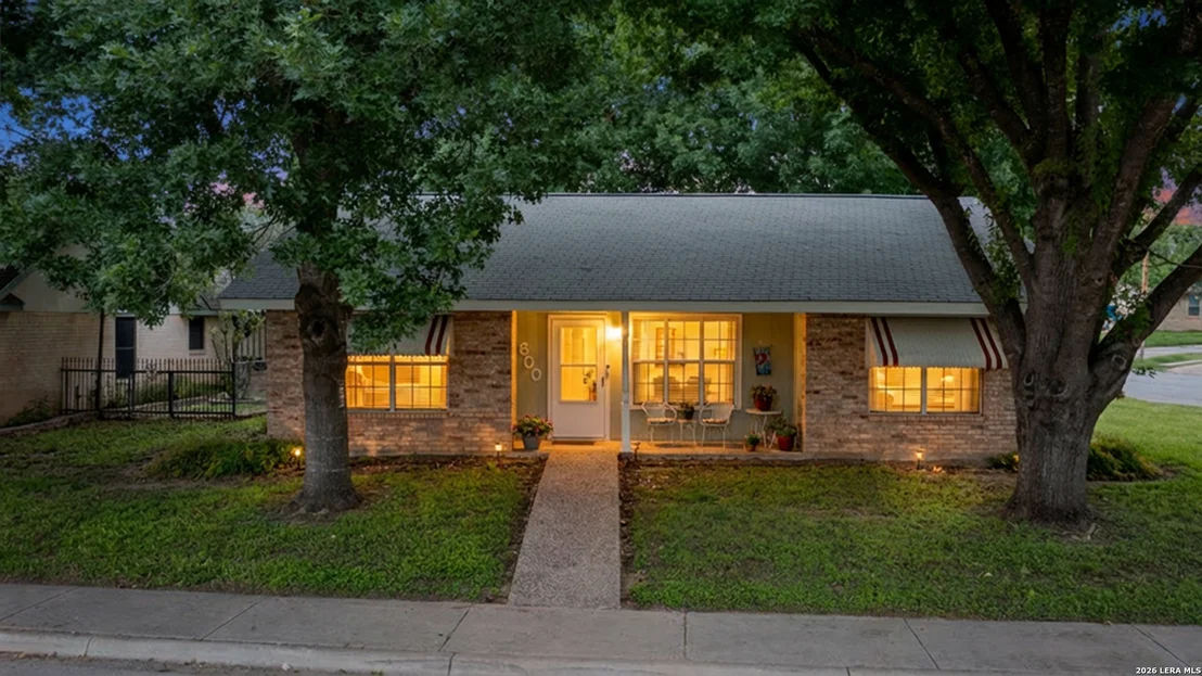 Photo of 600 N 2nd