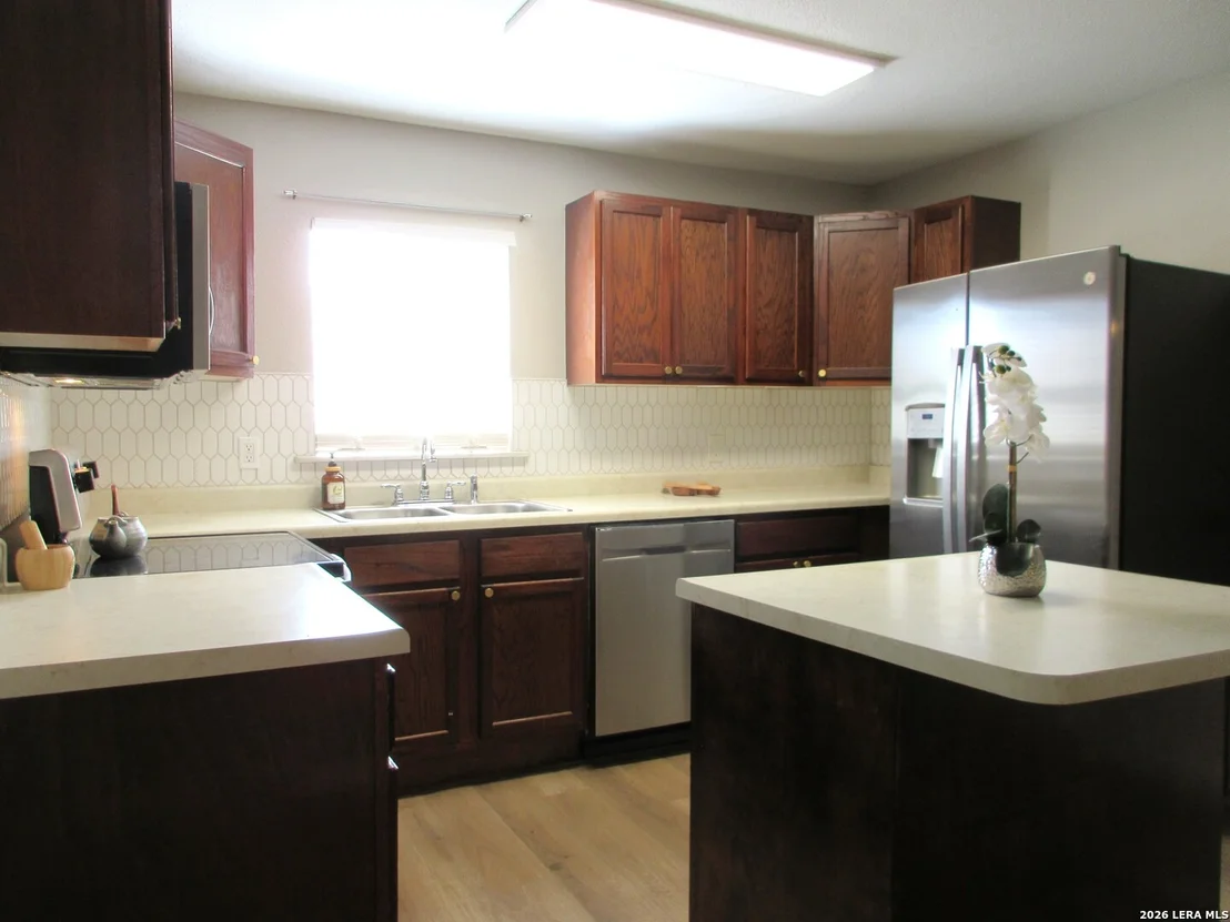 Photo of 409 COUGHRAN RD