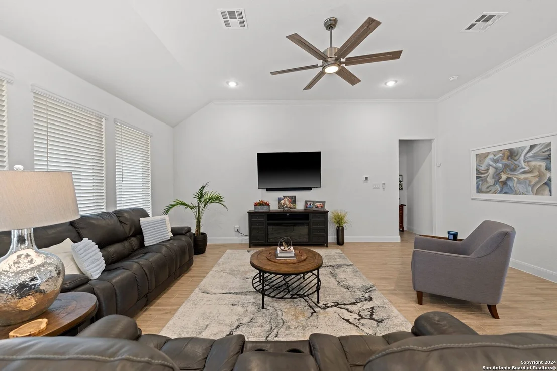 Photo of 143 Arched Oak Loop