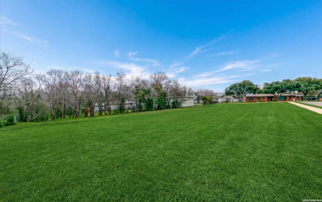 Photo of 103 BLAKELEY DR