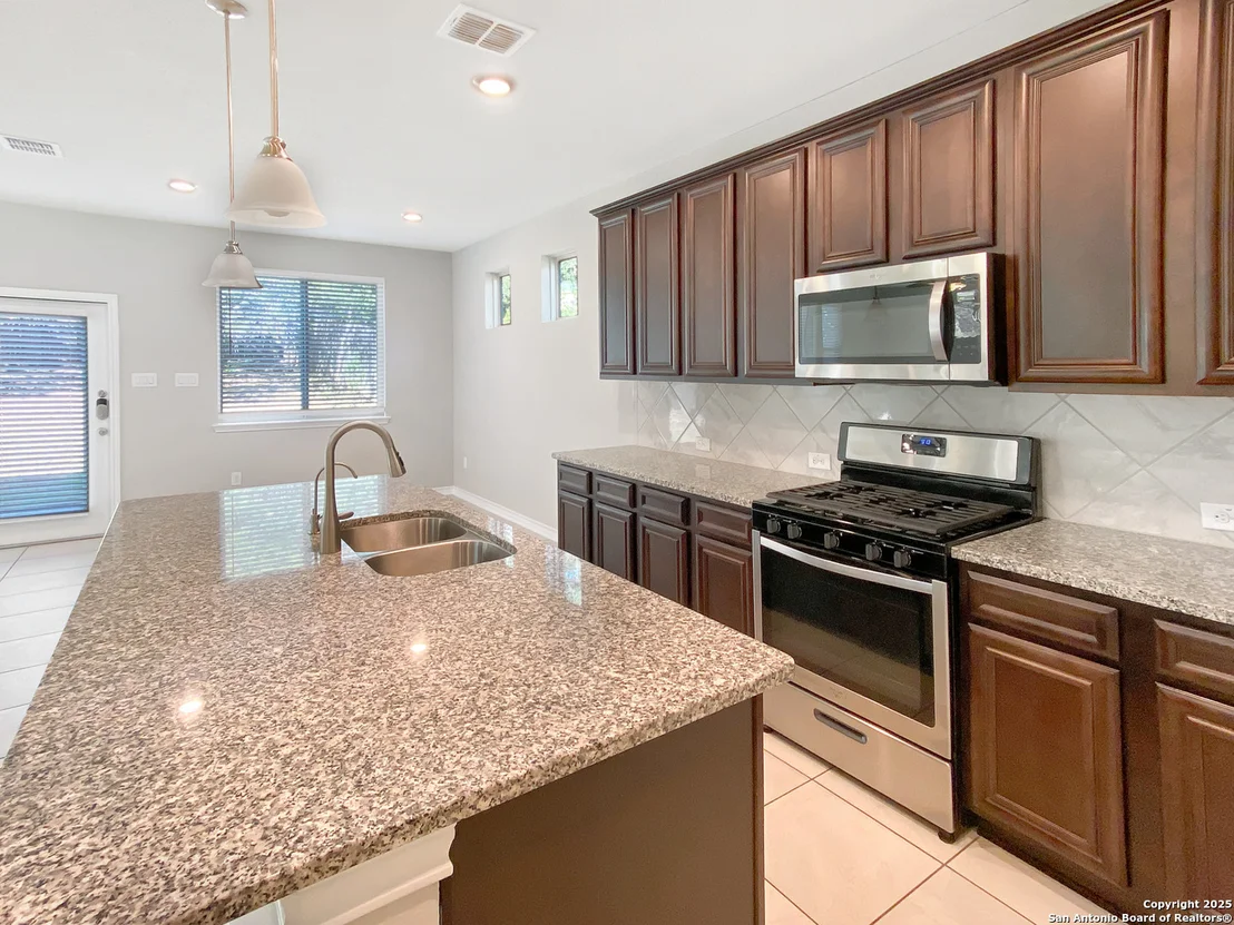 Photo of 3119 Ambar Cala