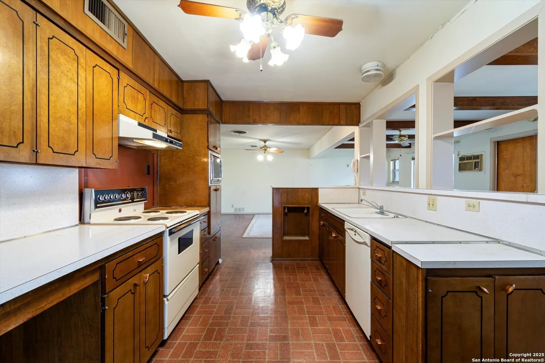 Photo of 3226 COLONY DR