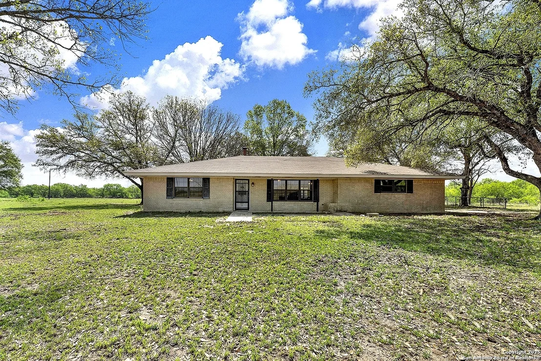 Photo of 1212 County Road 337