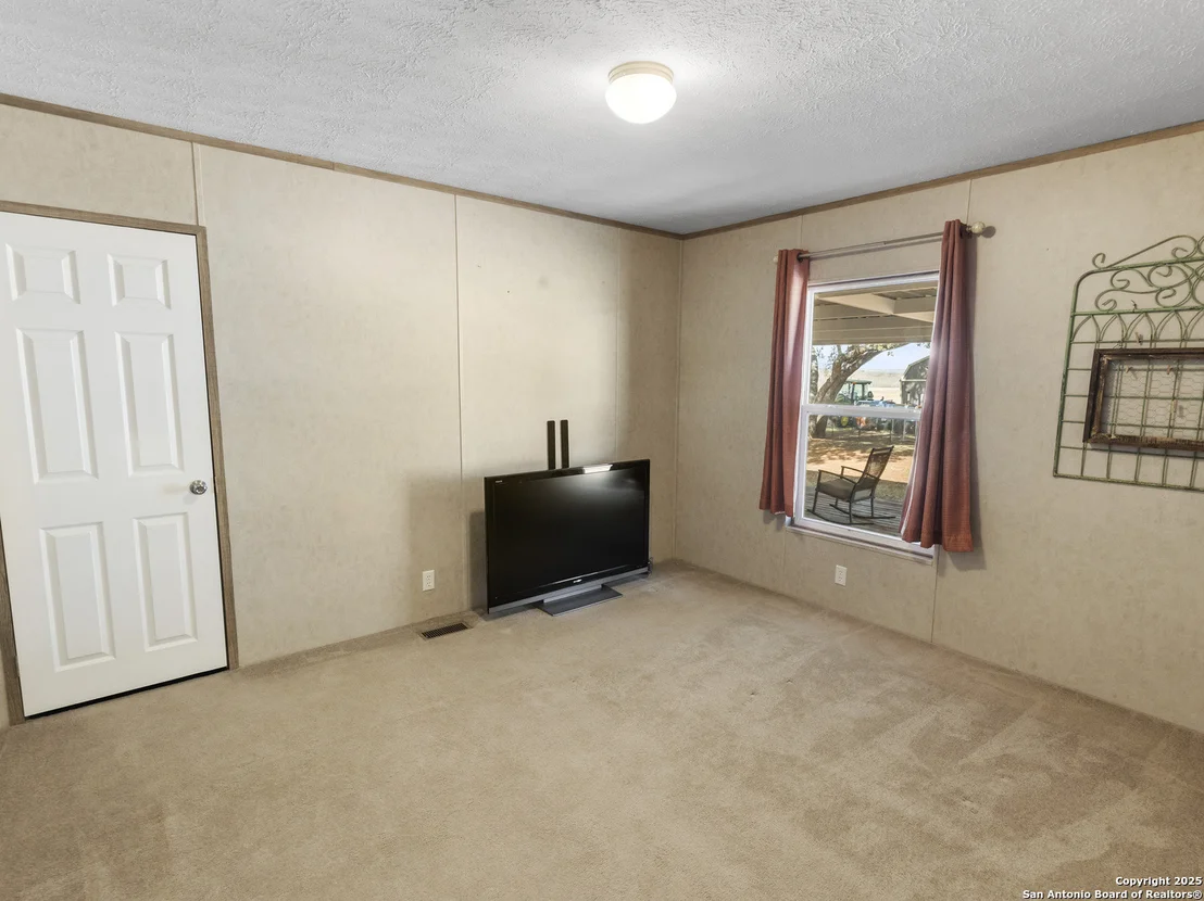Photo of 838 County Road 669