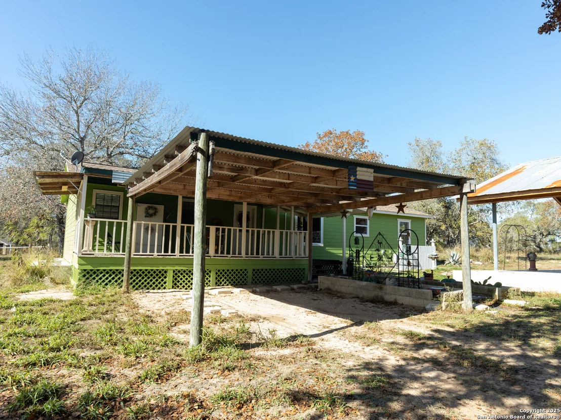 Photo of 324 OAK LN