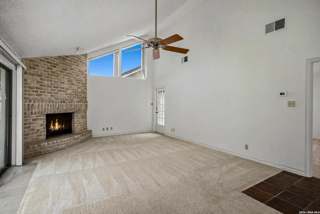 Photo of 3711 HUNTERS CIR