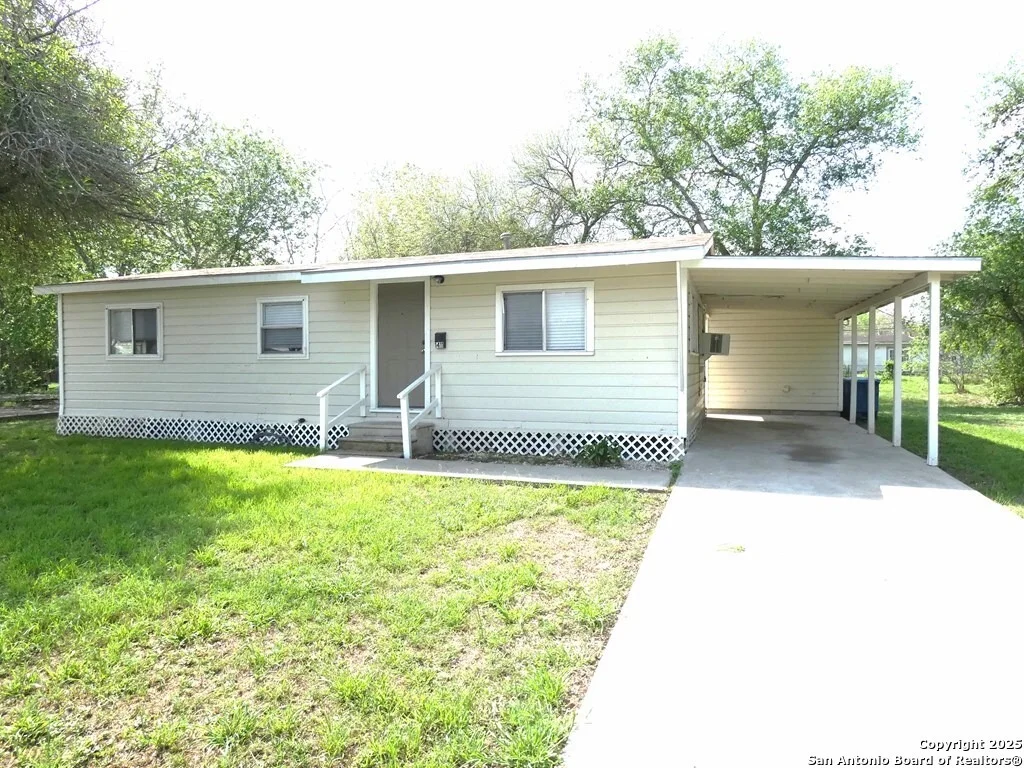 Photo of 1411 Retama