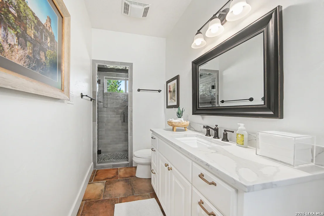 Photo of 104 PARK RDG