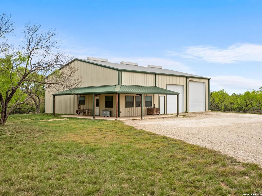 Photo of 1503 FUNF KINDER RD