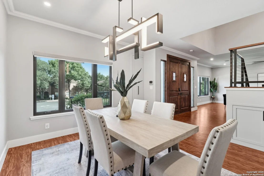 Photo of 3902 Creek Pt