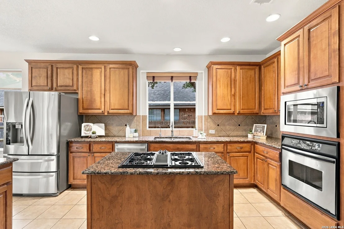 Photo of 18619 Rogers Pl