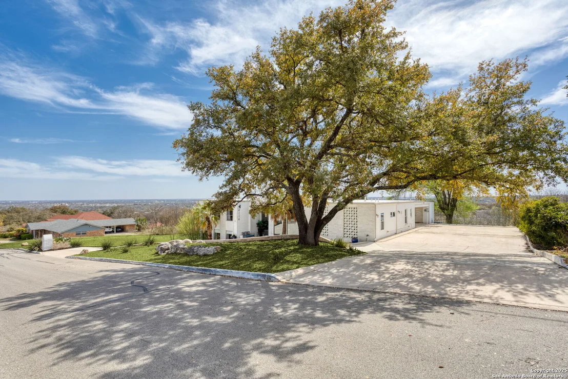 Photo of 4114 Willowbrook
