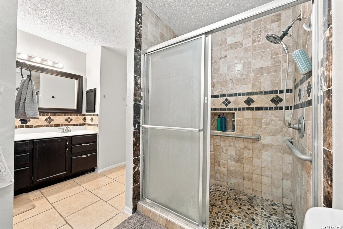 Photo of 9266 RIDGE PATH