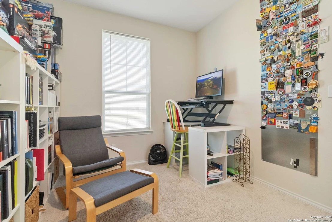 Photo of 13123 SENDERO ROBLE