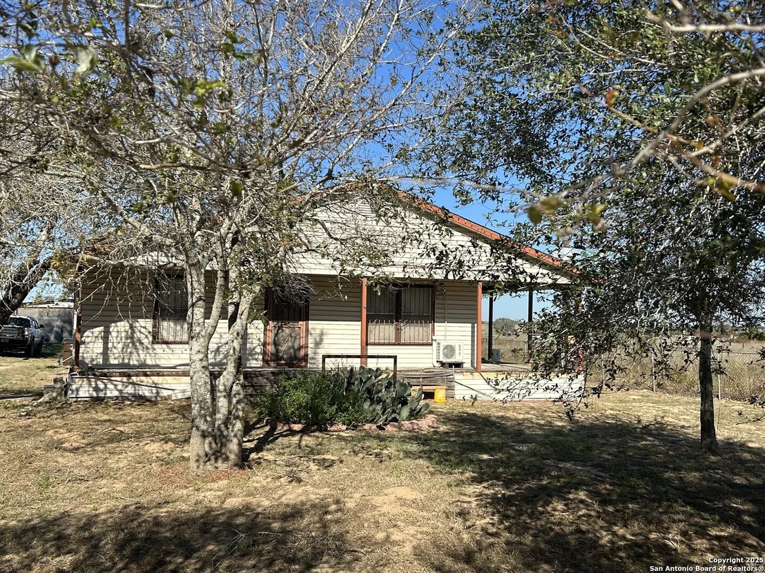 Photo of 406 Hernandez