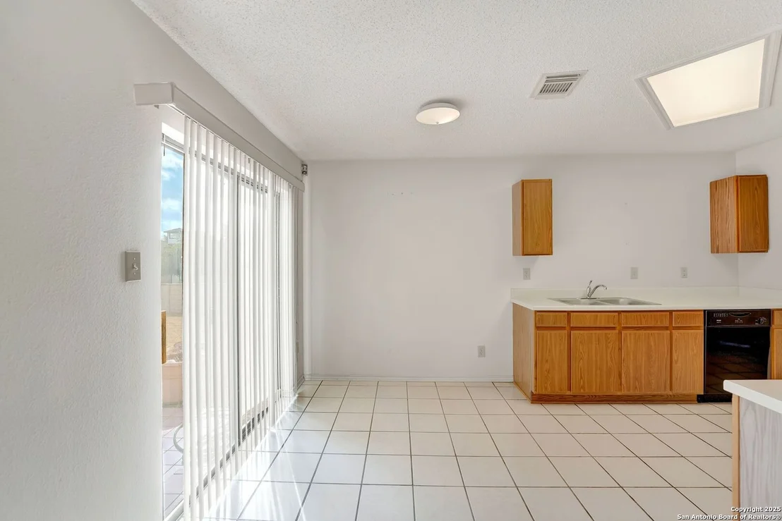 Photo of 6847 Evercrest
