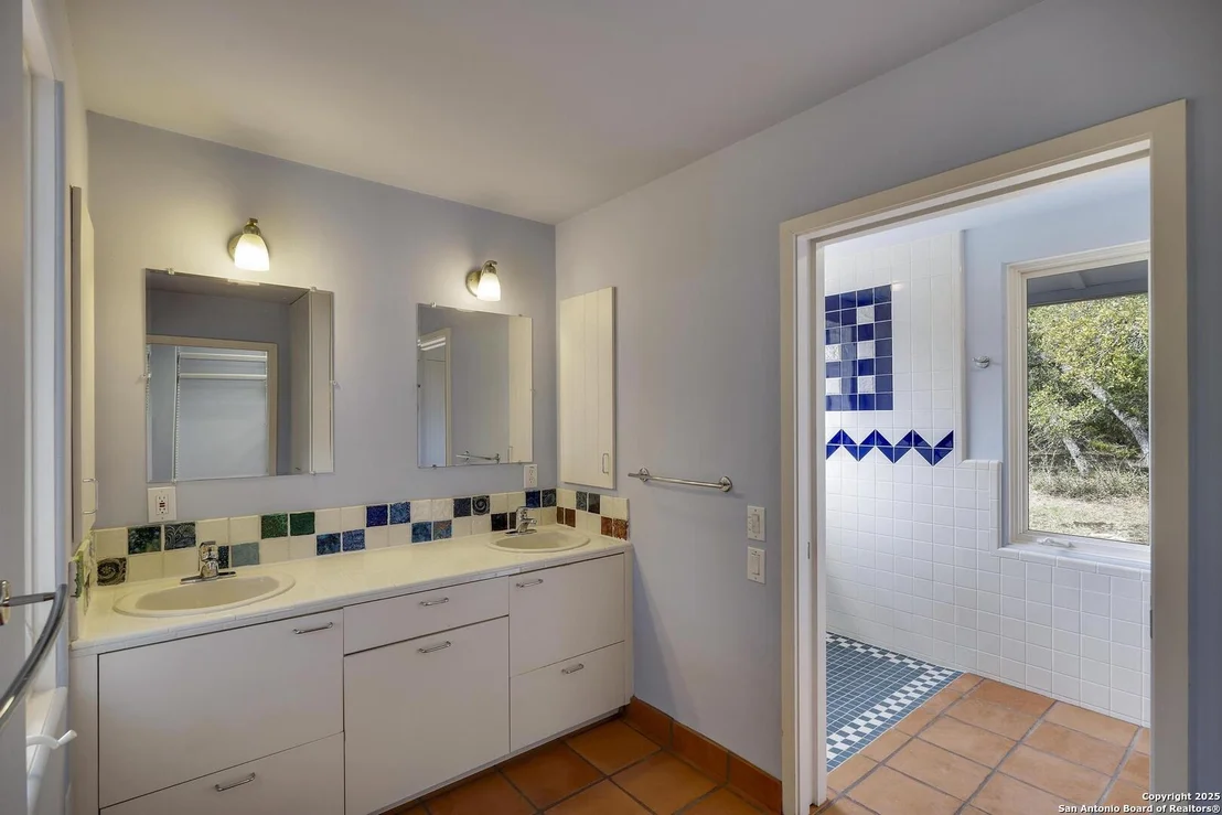 Photo of 30545 Bridlegate Drive