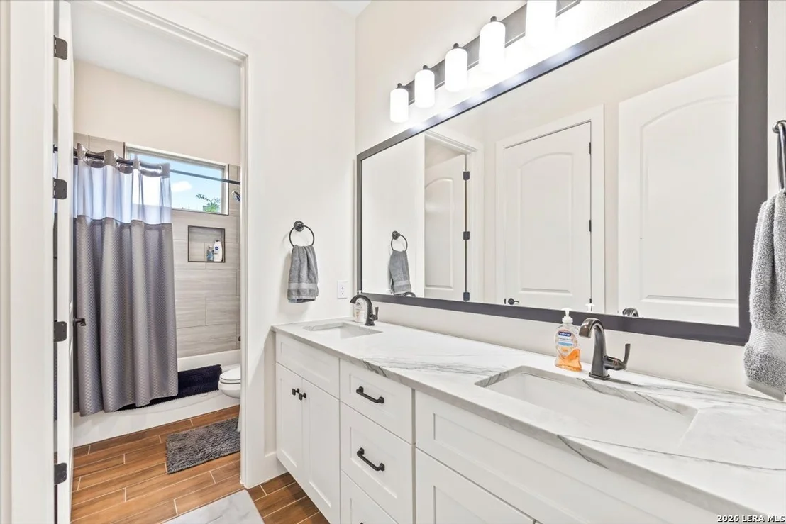 Photo of 814 Rutherford
