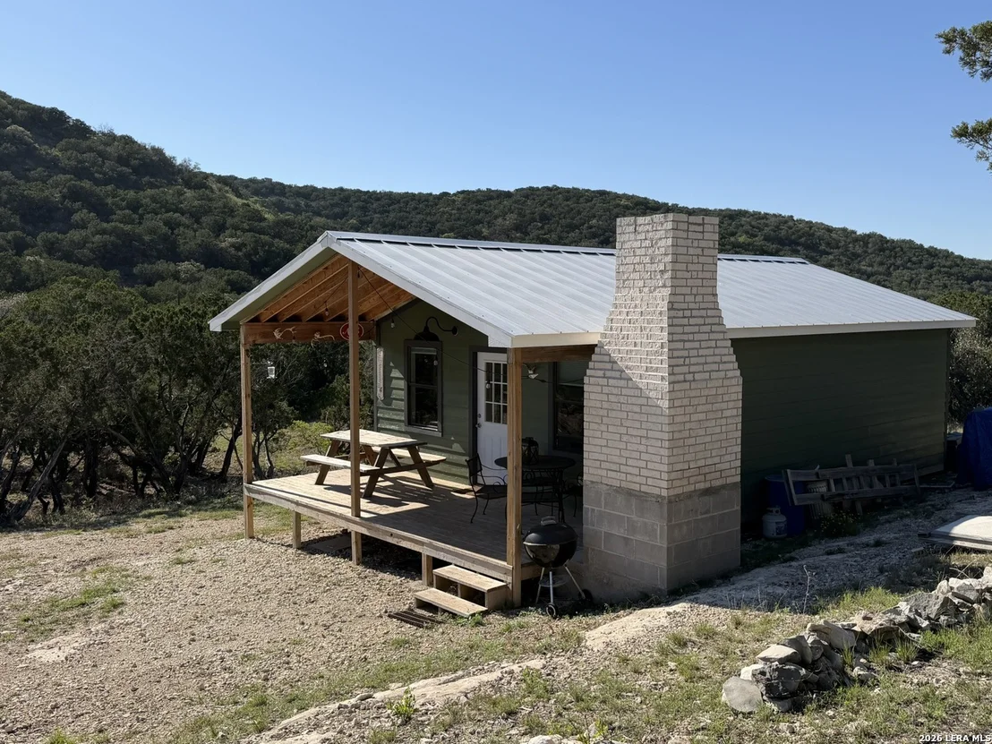Photo of 785 Private Road 3350